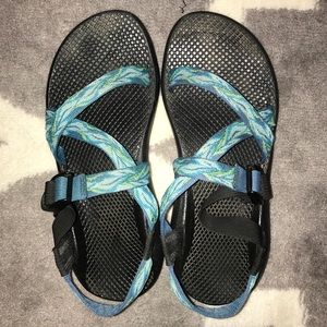 Chacos size 9